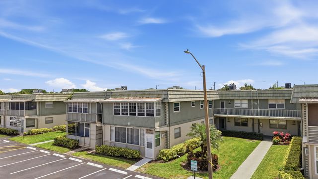 724 Flanders P, Delray Beach, FL 33484