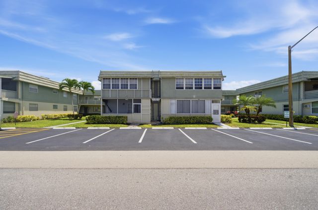 724 Flanders P, Delray Beach, FL 33484