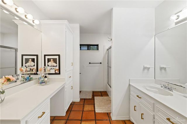 4901 Selinda Drive, Mcallen, TX 78504