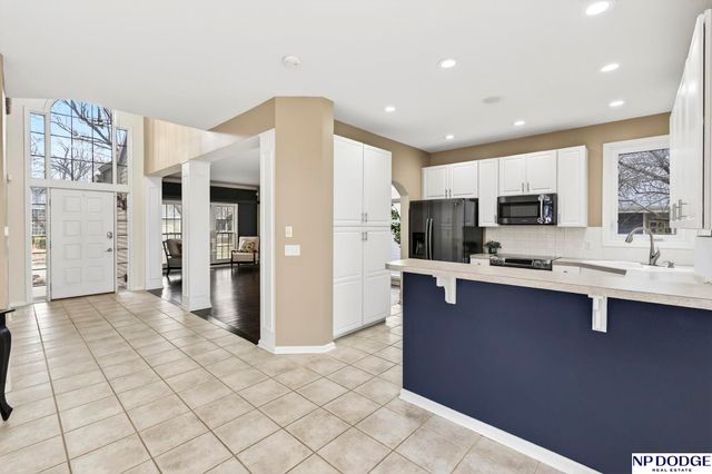 4220 N 166th Street, Omaha, NE 68116