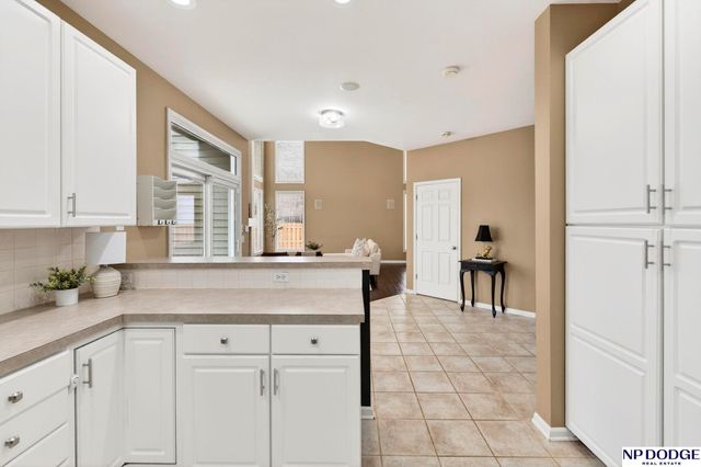 4220 N 166th Street, Omaha, NE 68116