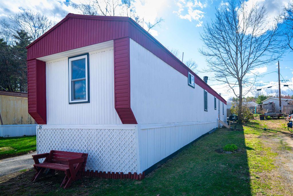 35 Northbrook Road, Belmont, NH 03220