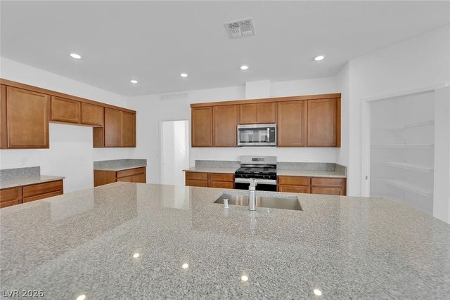 10462 Emerald Rye Street, Las Vegas, NV 89183