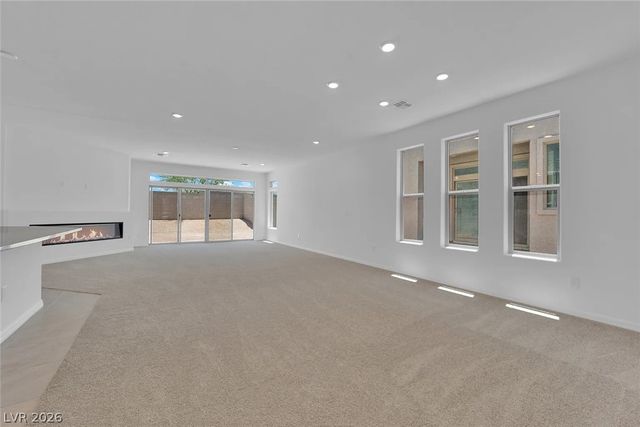 10462 Emerald Rye Street, Las Vegas, NV 89183