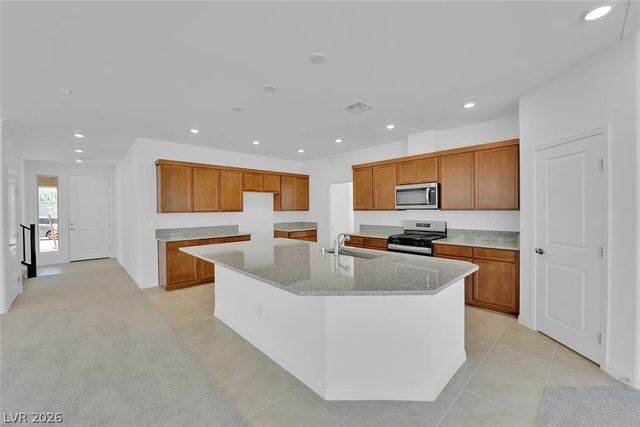 10462 Emerald Rye Street, Las Vegas, NV 89183