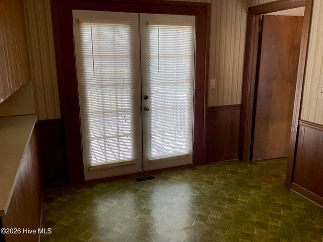 111 Belmont Drive, Greenville, NC 27858