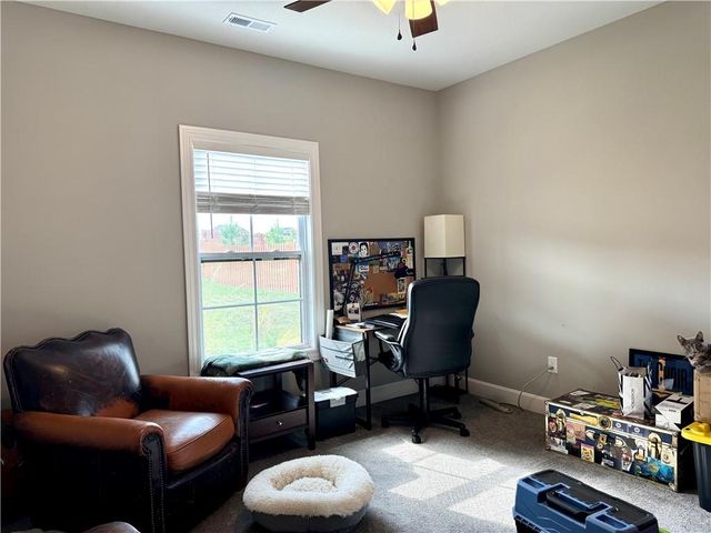 13850 Indian Ridge, St Joseph, MO 64505