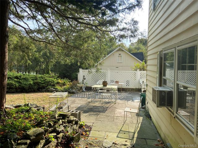 335 Roaring Brook Road, Chappaqua, NY 10514