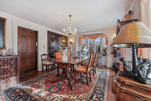 335 Roaring Brook Road, Chappaqua, NY 10514