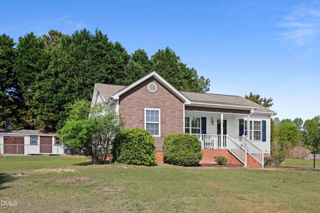3008 Holltree Court, Fuquay Varina, NC 27526