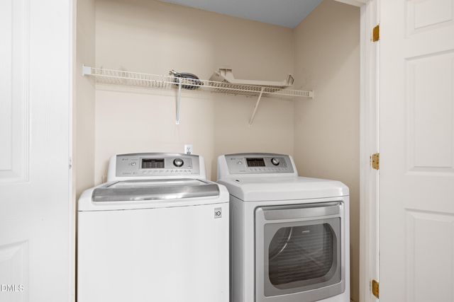 3008 Holltree Court, Fuquay Varina, NC 27526