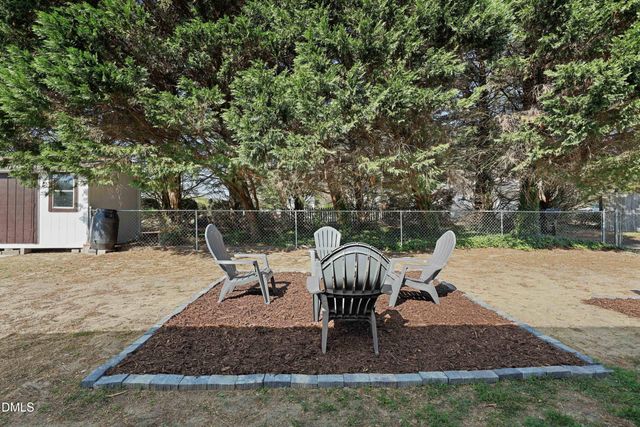 3008 Holltree Court, Fuquay Varina, NC 27526