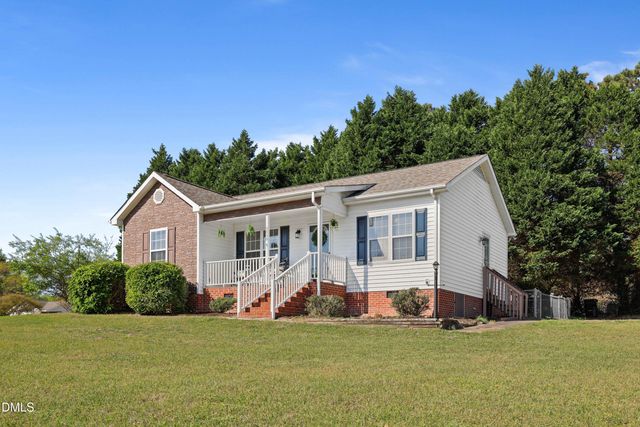 3008 Holltree Court, Fuquay Varina, NC 27526