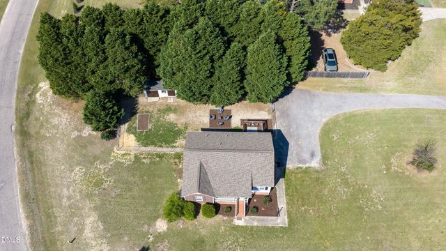 3008 Holltree Court, Fuquay Varina, NC 27526