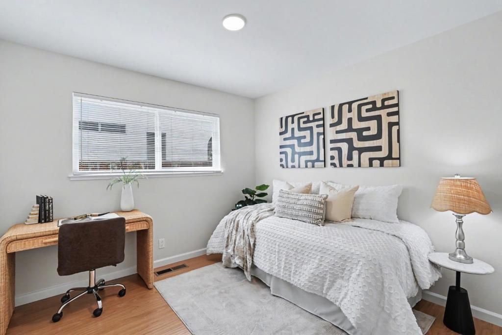 Image 37 of property listing at 850 Roble Drive, Sunnyvale, CA 94086