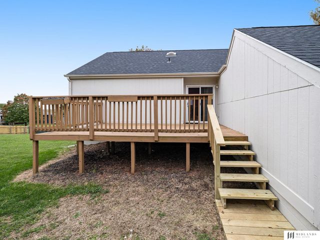 13409 S 33 Street, Bellevue, NE 68123