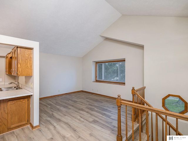 13409 S 33 Street, Bellevue, NE 68123