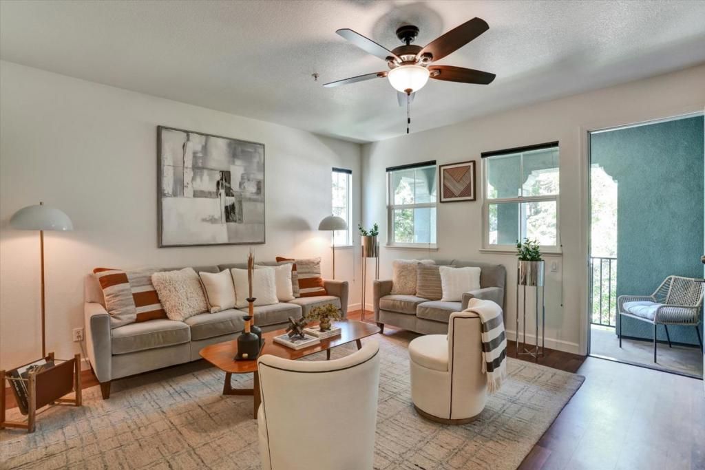 Image 11 of property listing at 39 Bassett Street, San Jose, CA 95110