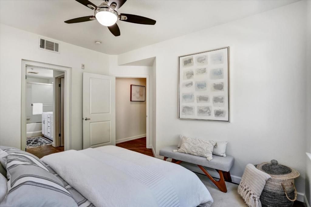 Image 16 of property listing at 39 Bassett Street, San Jose, CA 95110