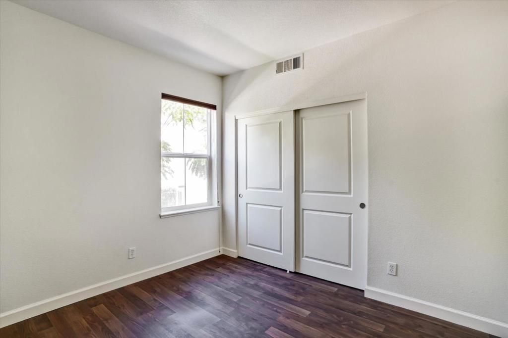 Image 20 of property listing at 39 Bassett Street, San Jose, CA 95110