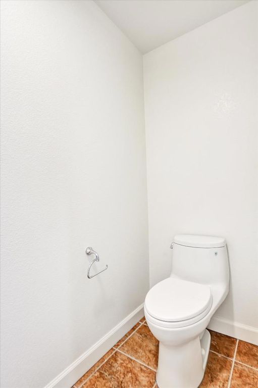 Image 25 of property listing at 39 Bassett Street, San Jose, CA 95110