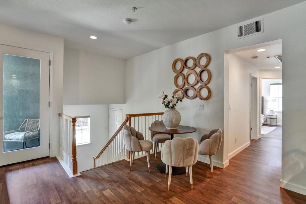 Image 4 of property listing at 39 Bassett Street, San Jose, CA 95110