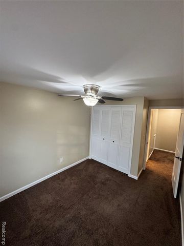 39547 Heatherheath Drive, Clinton Township, MI 48038