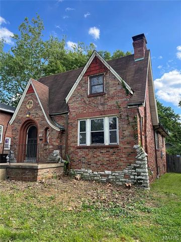 7330 Shaftesbury Avenue, St Louis, MO 63130