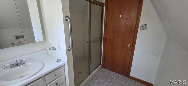 7330 Shaftesbury Avenue, St Louis, MO 63130