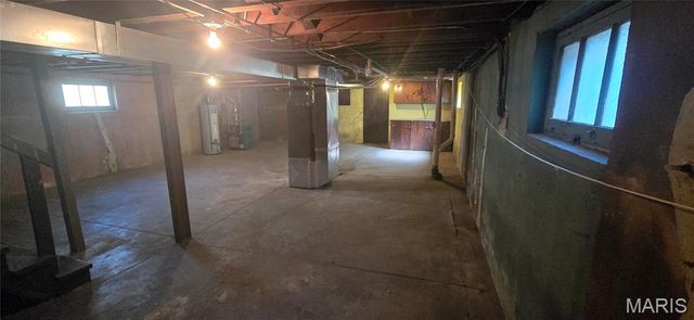 7330 Shaftesbury Avenue, St Louis, MO 63130