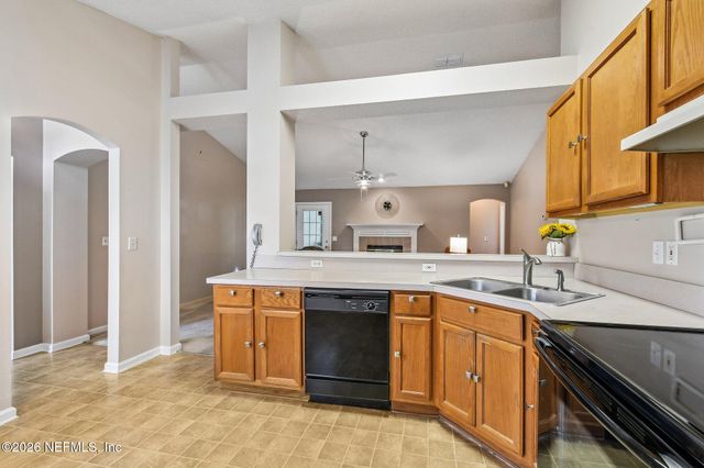 1512 IRISHWOOD Court, Middleburg, FL 32068