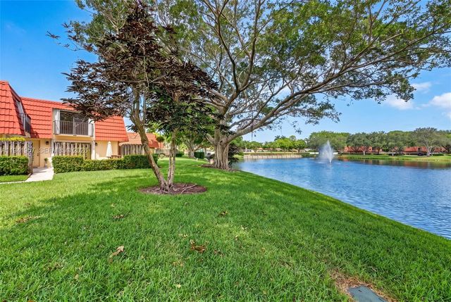 9977 NW 6th Ct 9977, Plantation, FL 33324