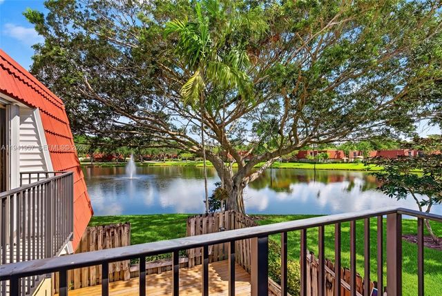 9977 NW 6th Ct 9977, Plantation, FL 33324