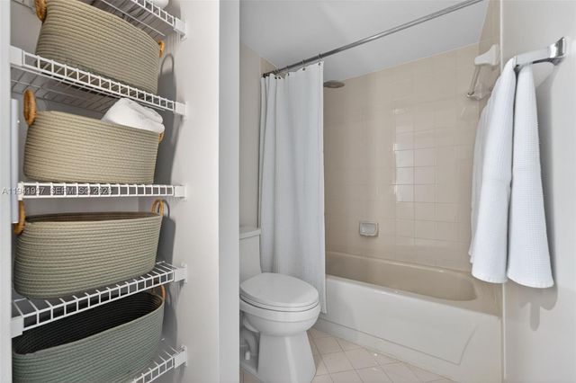 9977 NW 6th Ct 9977, Plantation, FL 33324
