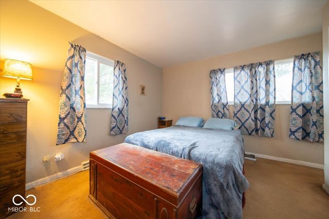 21 S Dawn Drive, Franklin, IN 46131