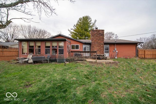 21 S Dawn Drive, Franklin, IN 46131