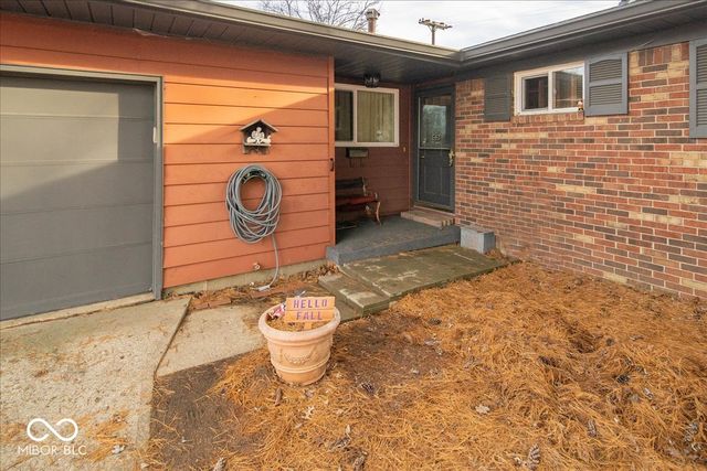 21 S Dawn Drive, Franklin, IN 46131