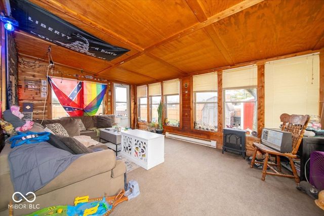 21 S Dawn Drive, Franklin, IN 46131