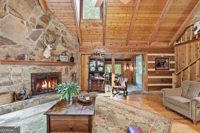 320 Sweetwater Drive, Clarkesville, GA 30523