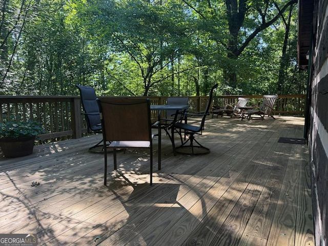 320 Sweetwater Drive, Clarkesville, GA 30523
