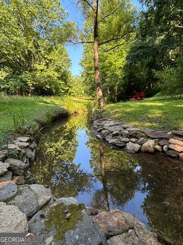 320 Sweetwater Drive, Clarkesville, GA 30523