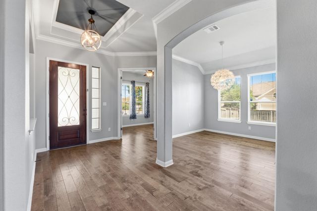 2508 Hilltop Divide LN, Leander, TX 78641