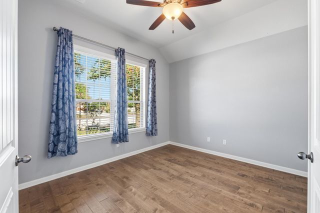 2508 Hilltop Divide LN, Leander, TX 78641