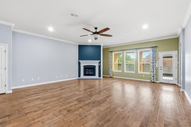 2508 Hilltop Divide LN, Leander, TX 78641