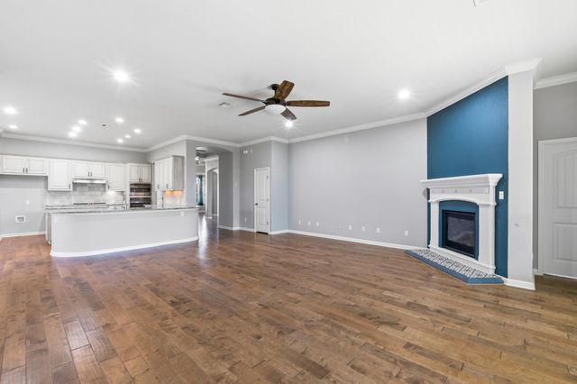 2508 Hilltop Divide LN, Leander, TX 78641