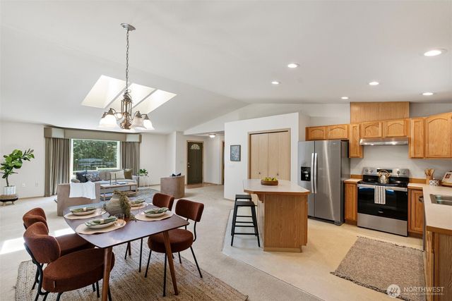 5560 NW Millglade Lane, Bremerton, WA 98312