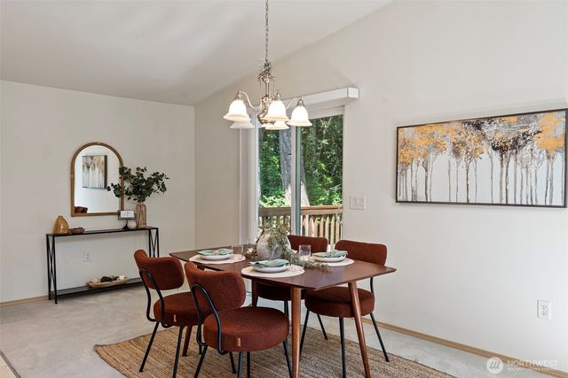 5560 NW Millglade Lane, Bremerton, WA 98312