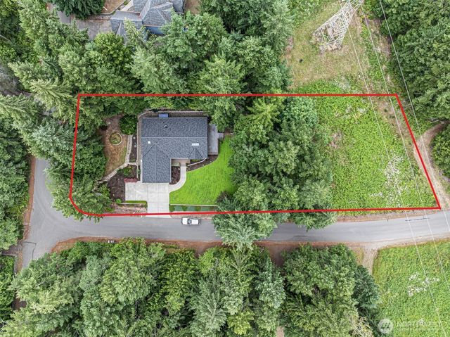 5560 NW Millglade Lane, Bremerton, WA 98312