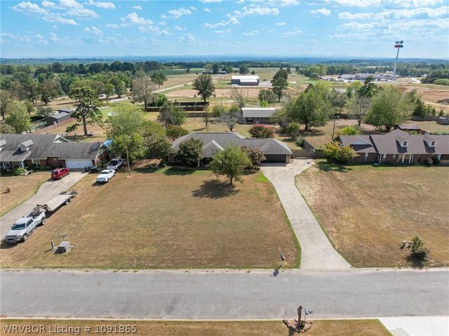 403 Fine Ranch Drive, Alma, AR 72921