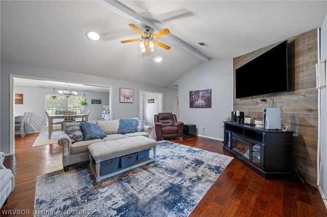 403 Fine Ranch Drive, Alma, AR 72921